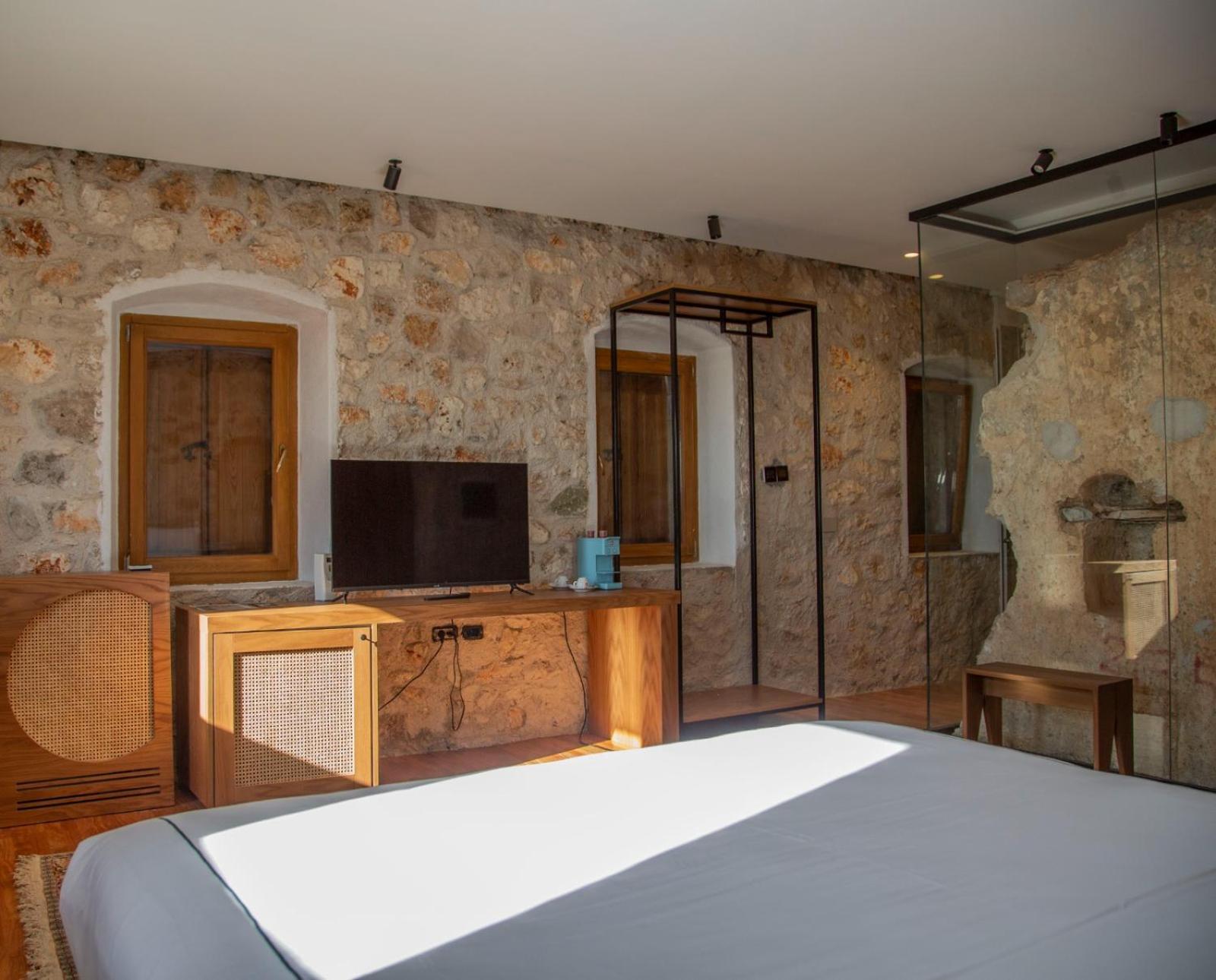 Zoe Hora Hotel Dhërmi Kültér fotó