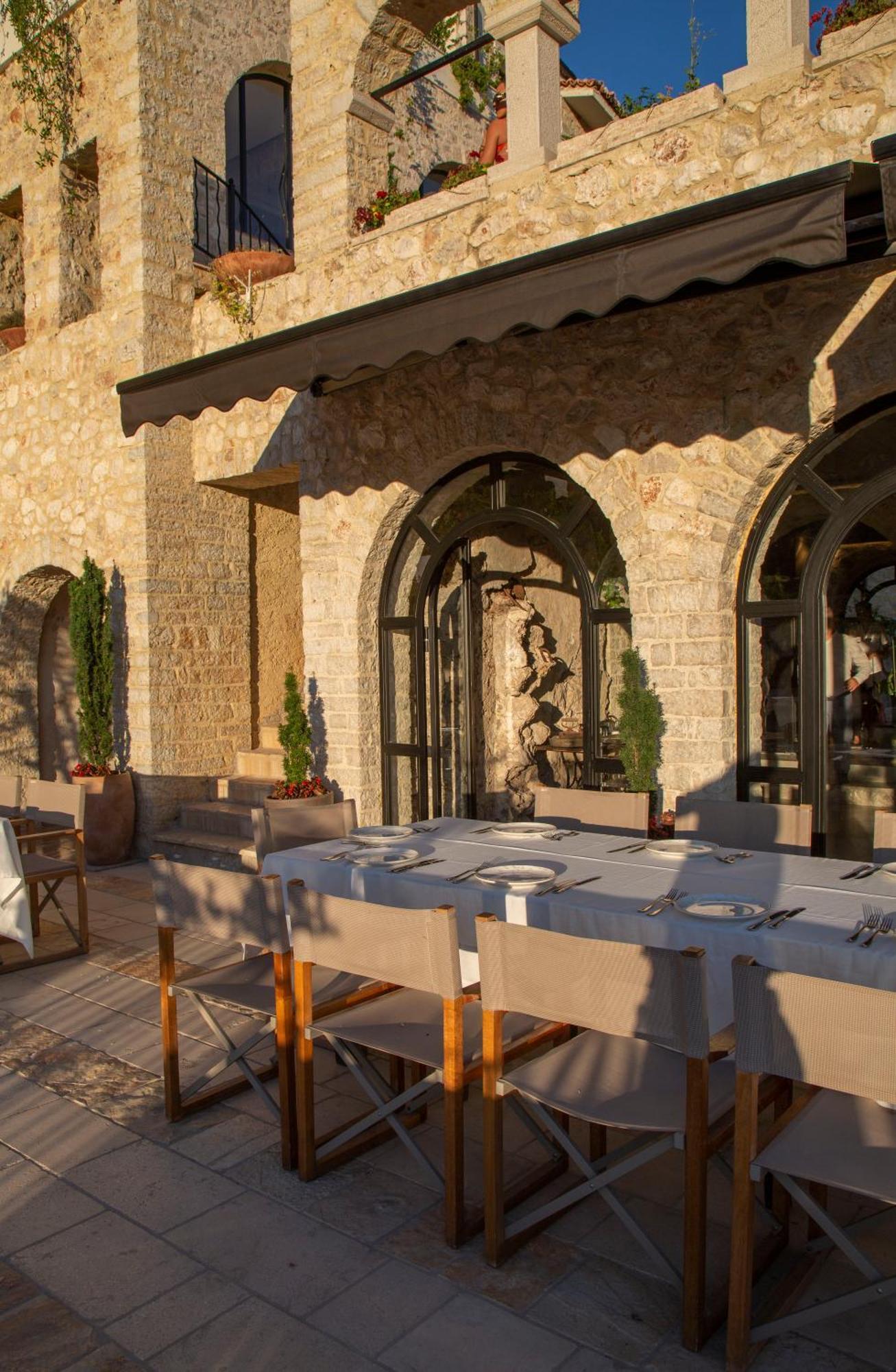 Zoe Hora Hotel Dhërmi Kültér fotó