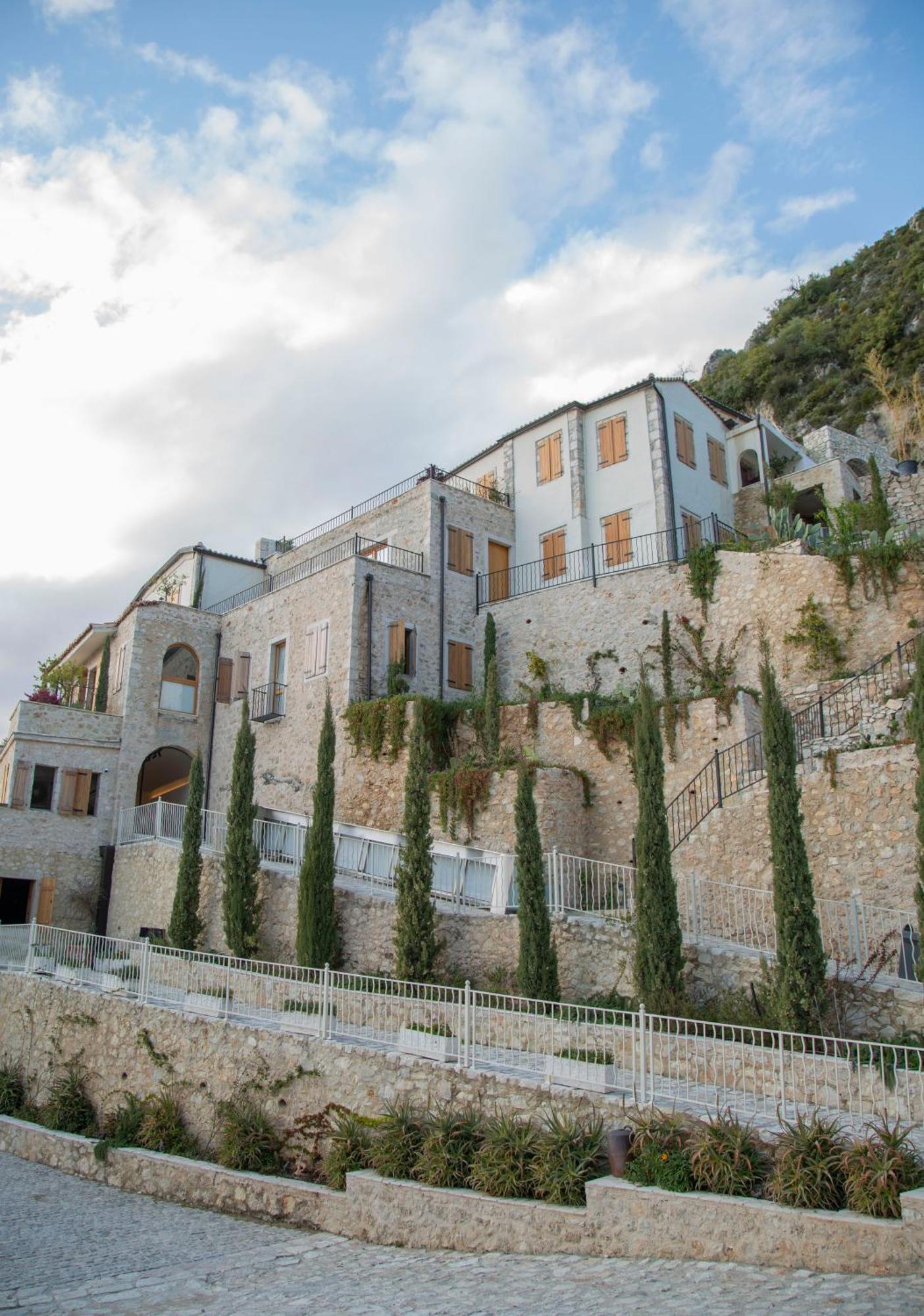 Zoe Hora Hotel Dhërmi Kültér fotó