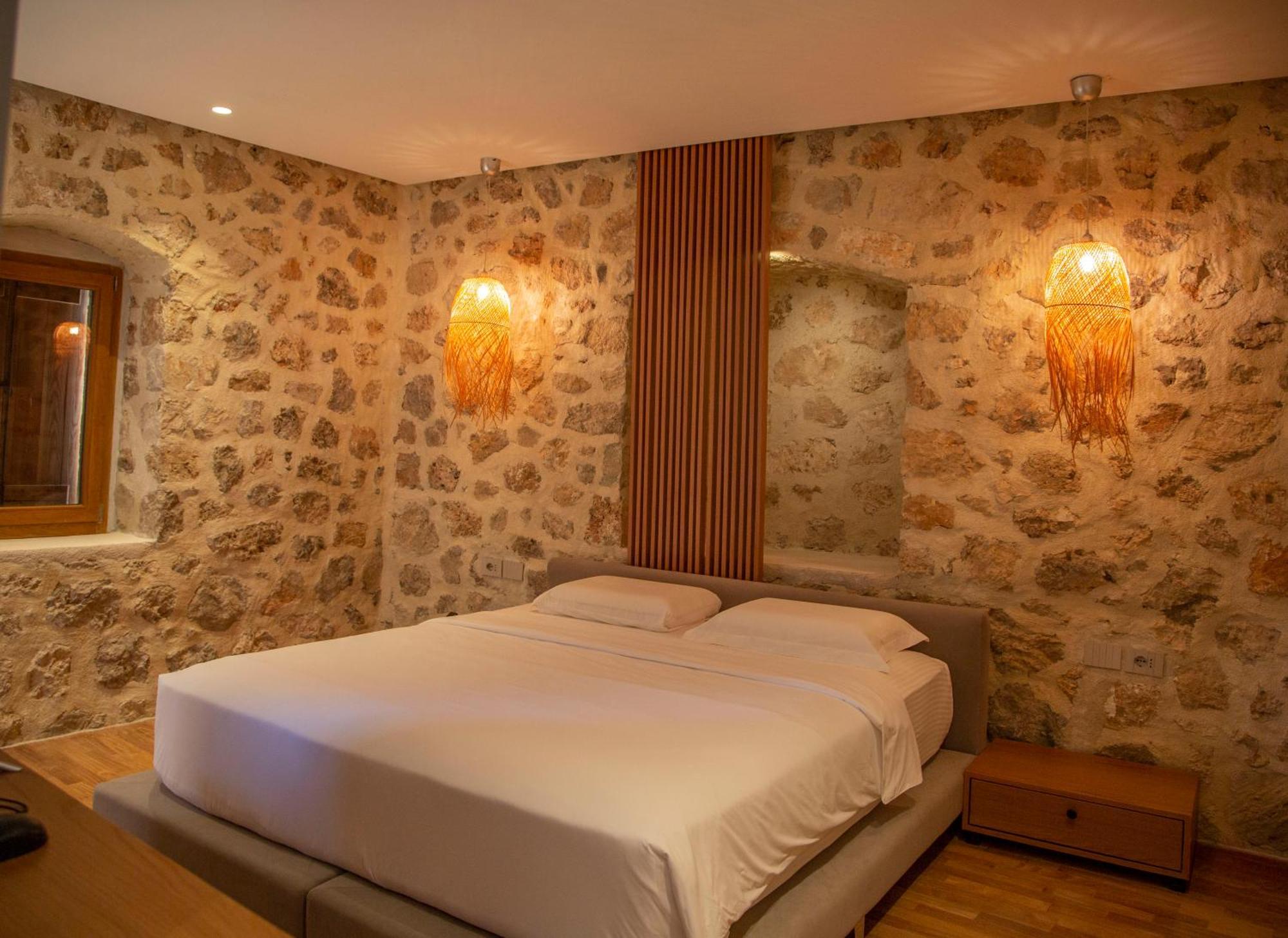 Zoe Hora Hotel Dhërmi Kültér fotó