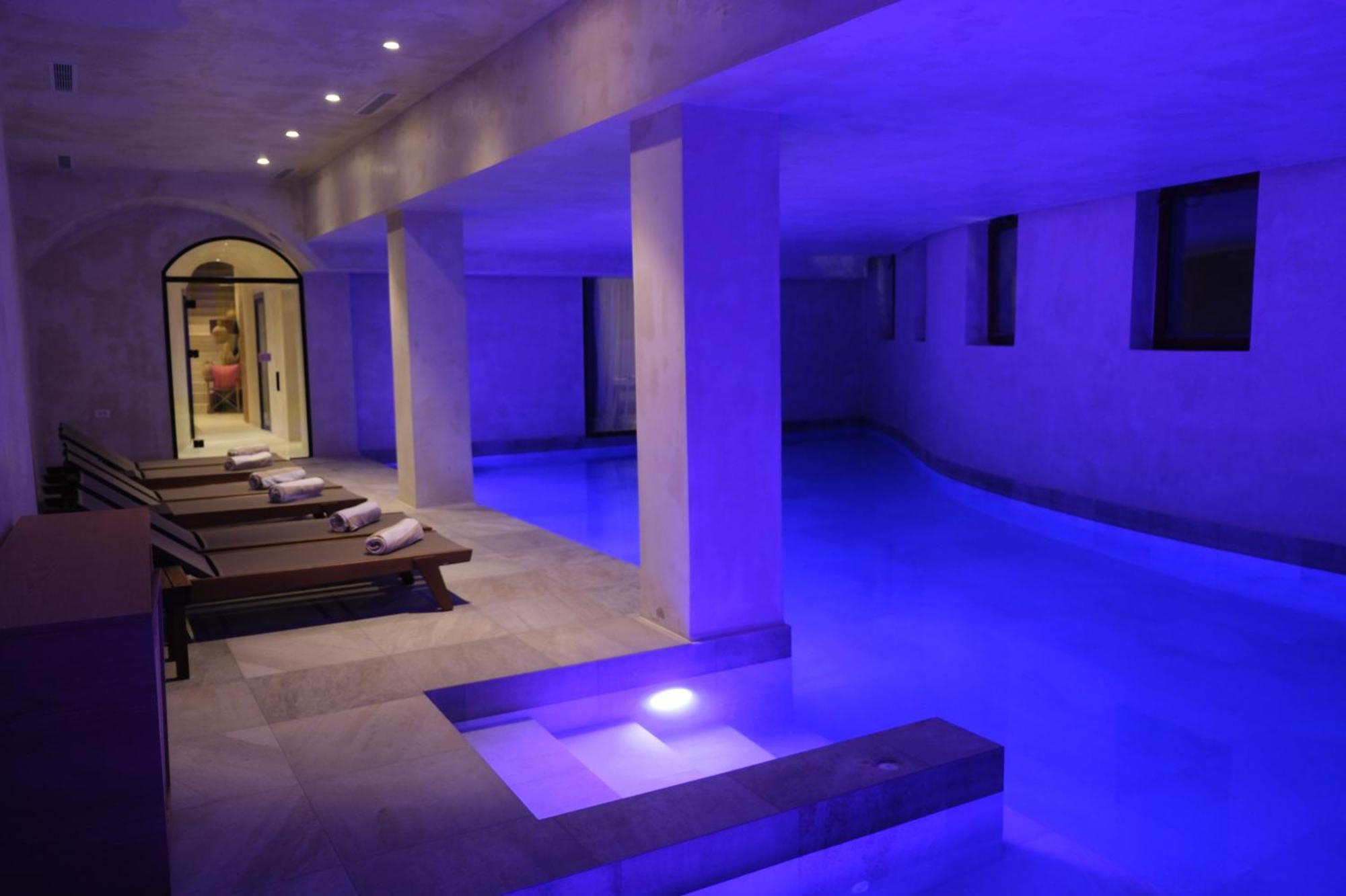 Zoe Hora Hotel Dhërmi Kültér fotó