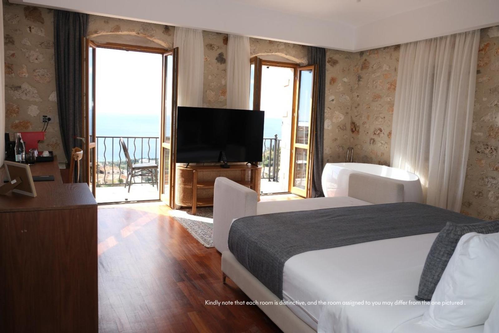 Zoe Hora Hotel Dhërmi Kültér fotó
